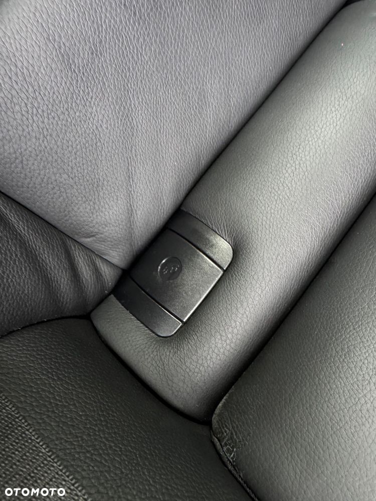 BMW Seria 5 528i xDrive Sport-Aut Modern Line - 33