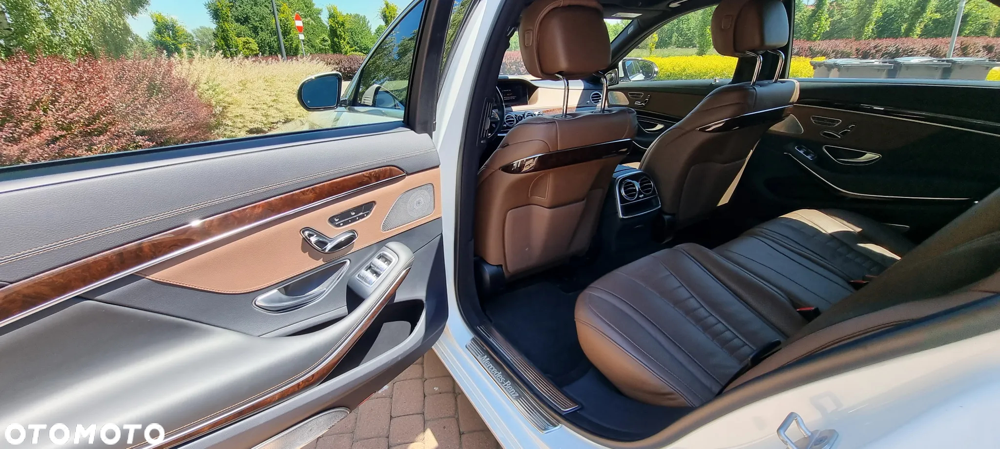 Mercedes-Benz Klasa S 560 4-Matic L 9G-TRONIC - 14