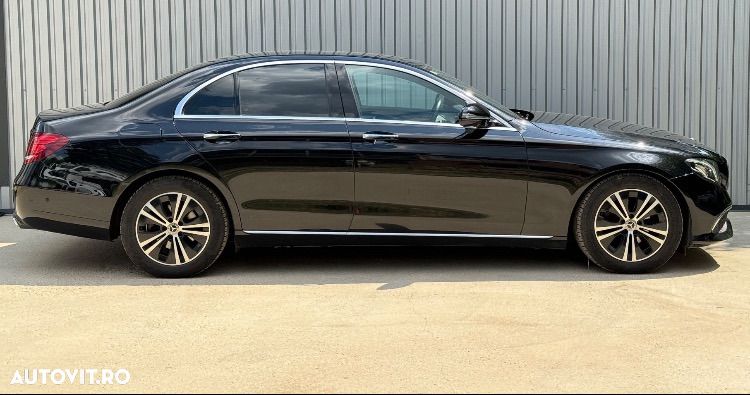 Mercedes-Benz E 220 d Aut. - 1