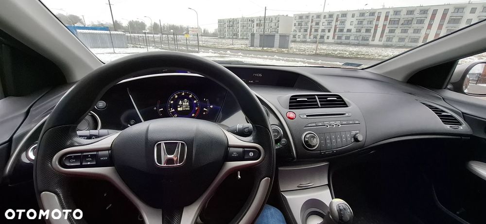 Honda Civic 1.8 Comfort - 18
