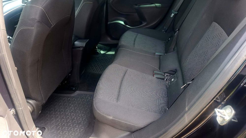 Opel Astra 1.4 Turbo Edition - 19