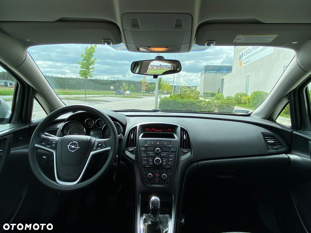 Opel Astra 1.4 T Essentia EU6 - 24