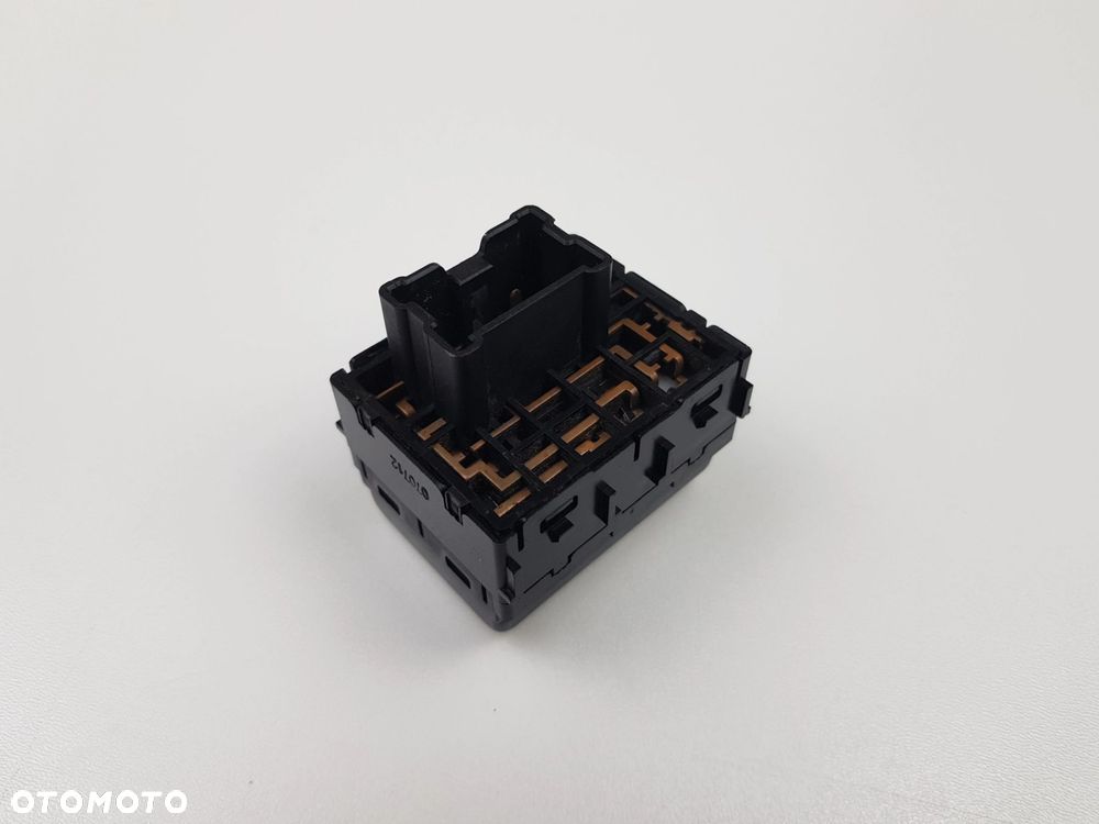 Panel sterowania Przełącznik Regulacja lusterek Nissan Navara D40 - 5