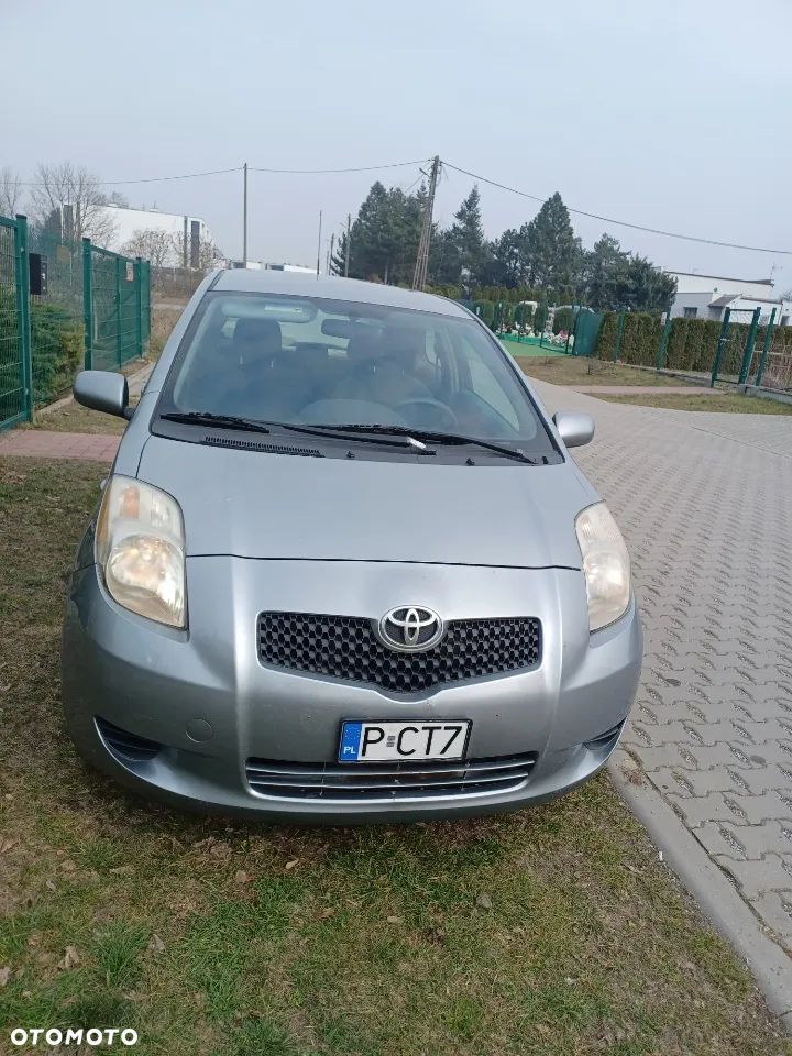 Toyota Yaris 1.5 - 1