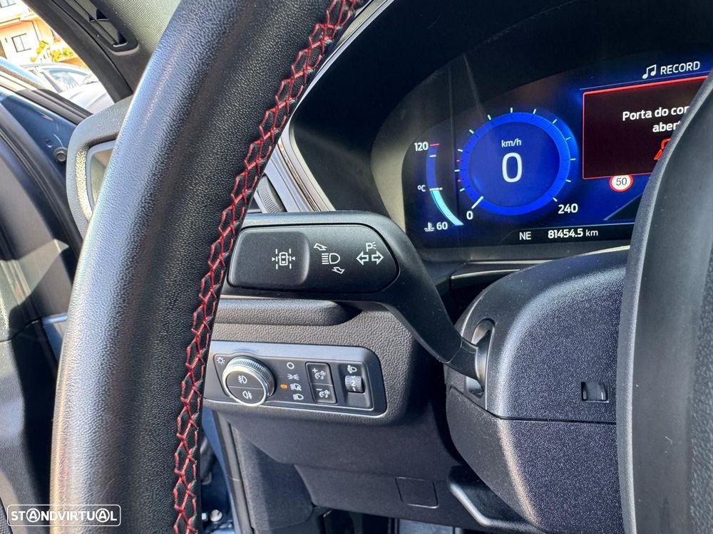 Ford Kuga 1.5 EcoBoost ST-Line - 19