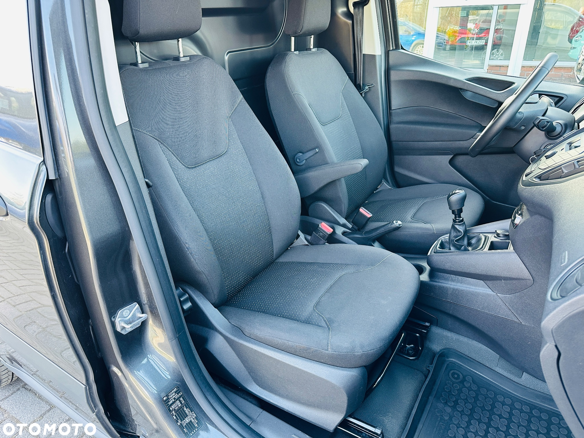 Ford TRANSIT COURIER - 18
