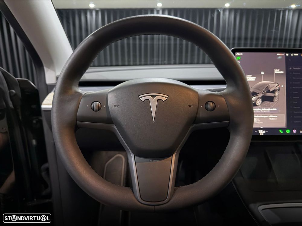 Tesla Model Y Standard - 19