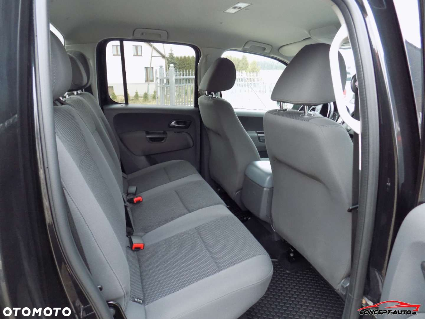Volkswagen Amarok - 24