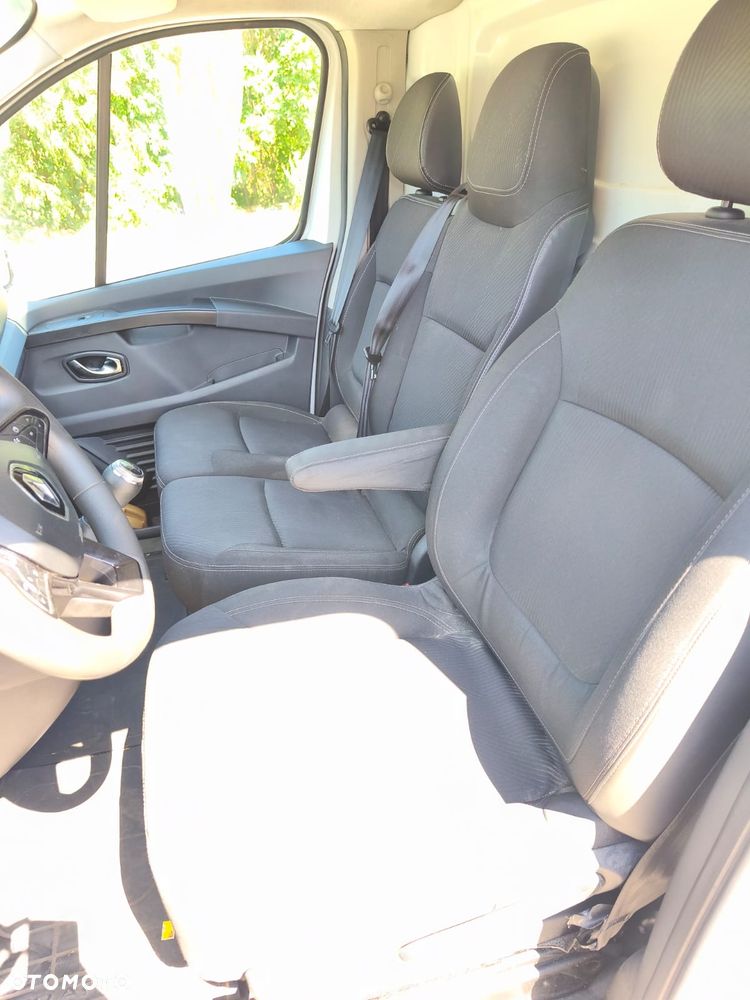 Renault trafic - 13