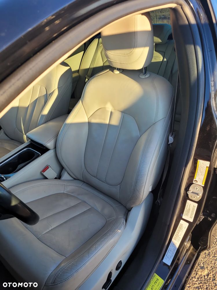 Chrysler 200 - 7