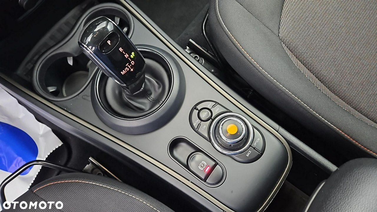 MINI Countryman - 18