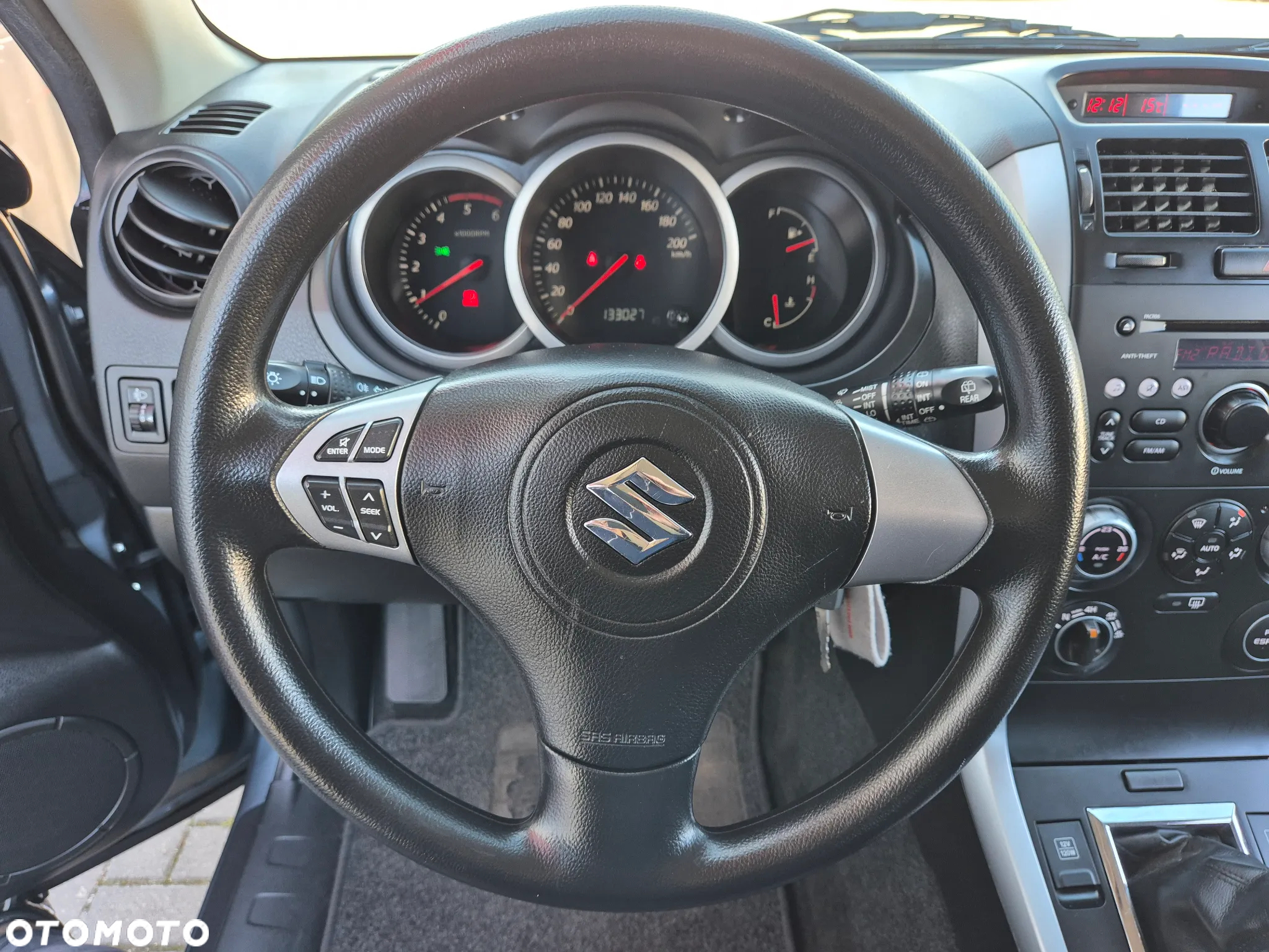 Suzuki Grand Vitara 1.9 DDiS Comfort - 33
