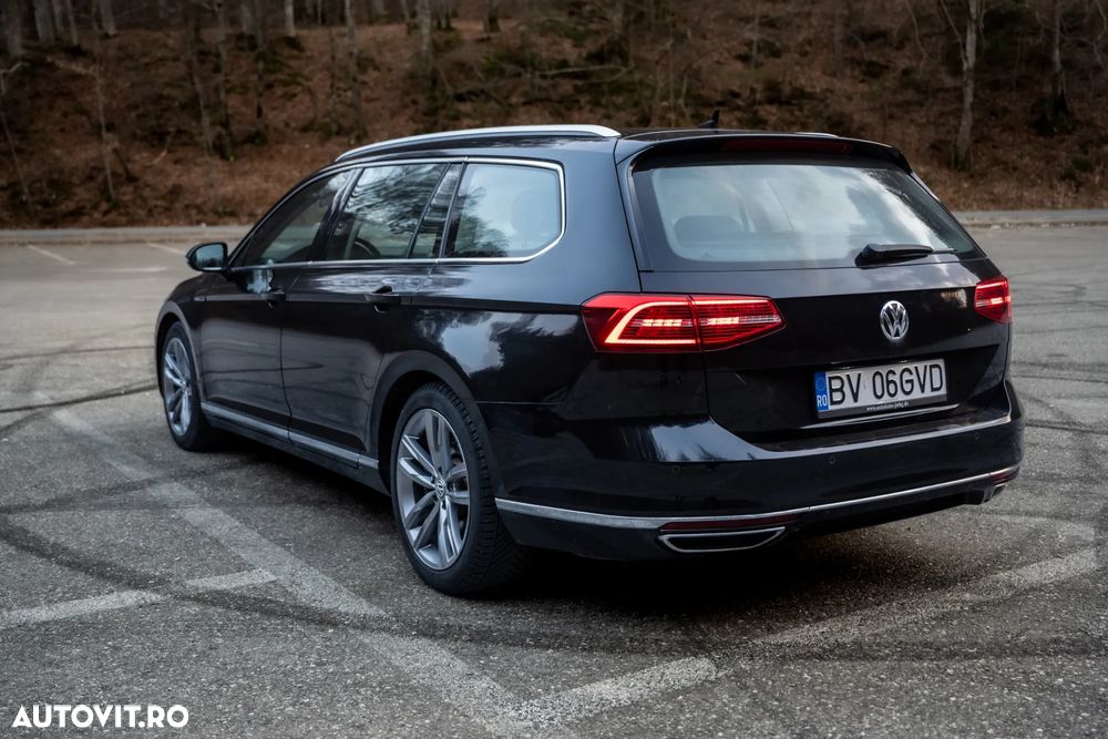 Volkswagen Passat 2.0 TDI SCR 4Motion DSG Highline - 12