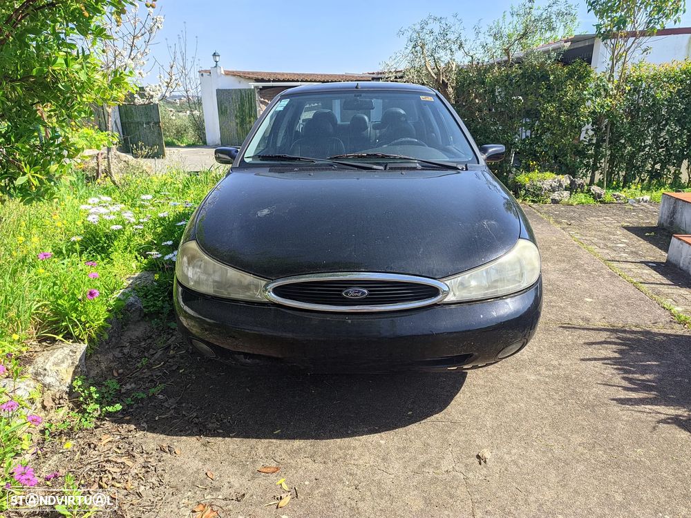 Ford Mondeo 2.0i Ghia - 3