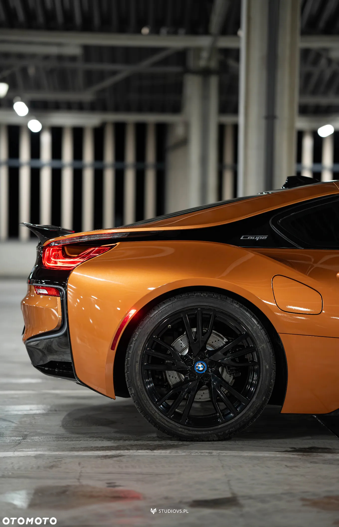 BMW i8 Coupe - 8