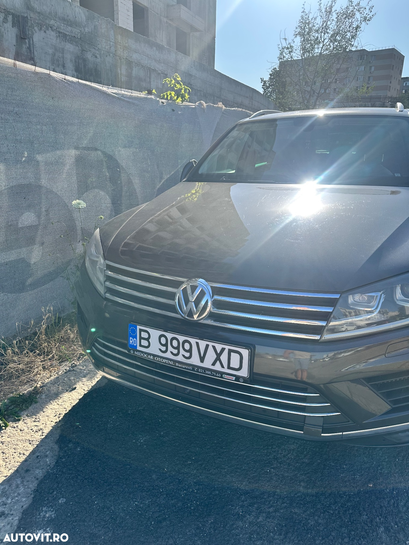Volkswagen Touareg - 2