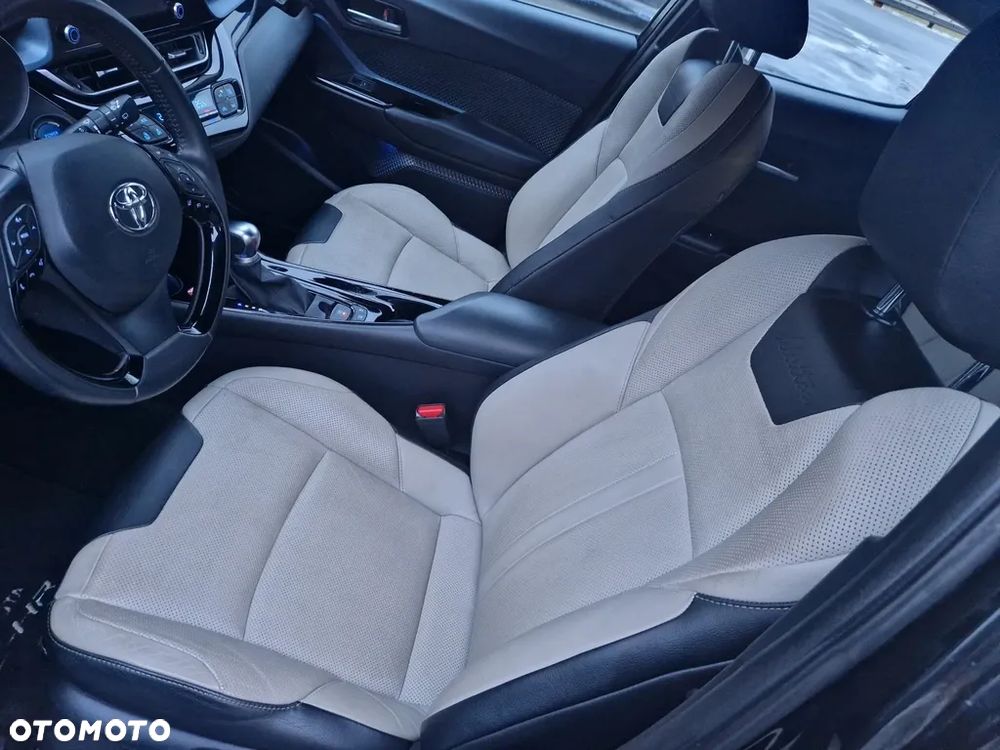 Toyota C-HR Style Selection - 39