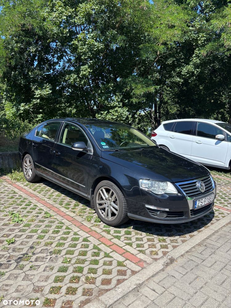 Volkswagen Passat 2.0 TDI Highline - 3