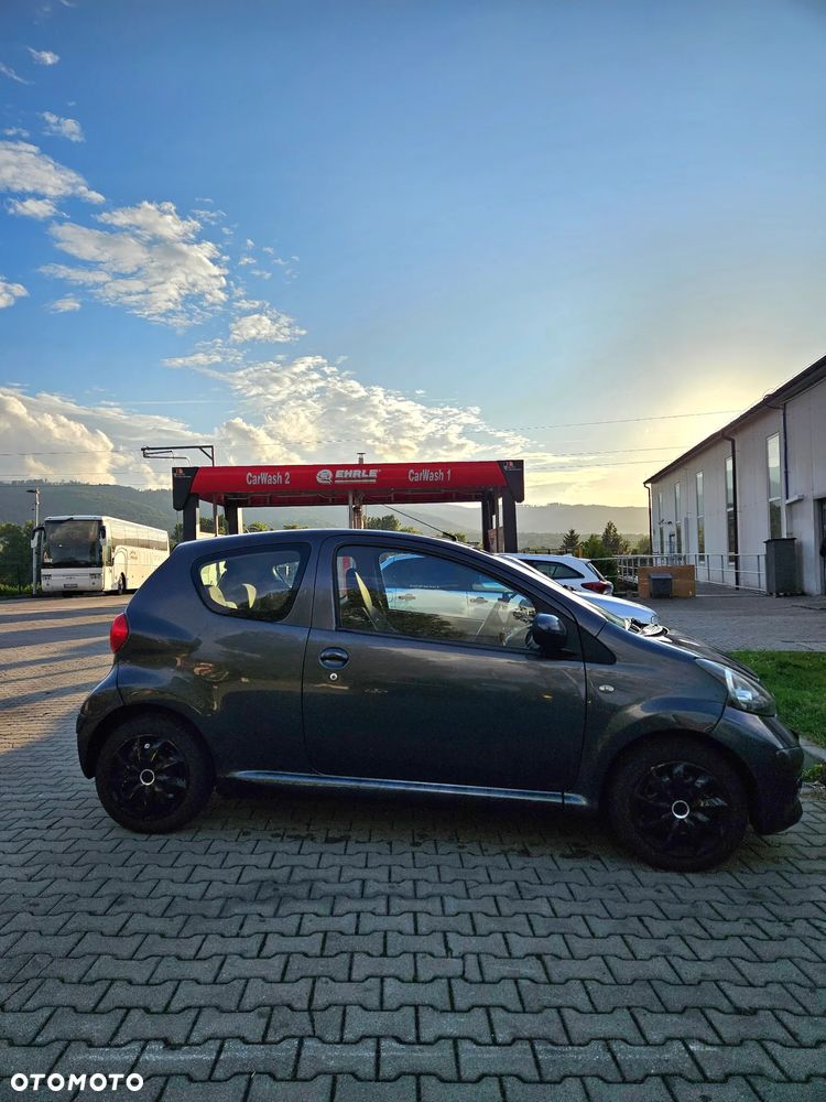 Toyota Aygo - 4