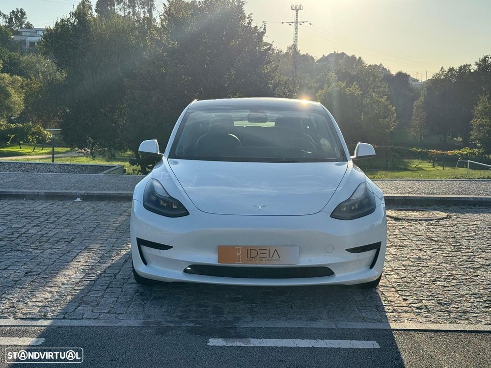 Tesla Model 3 2021 photo 2