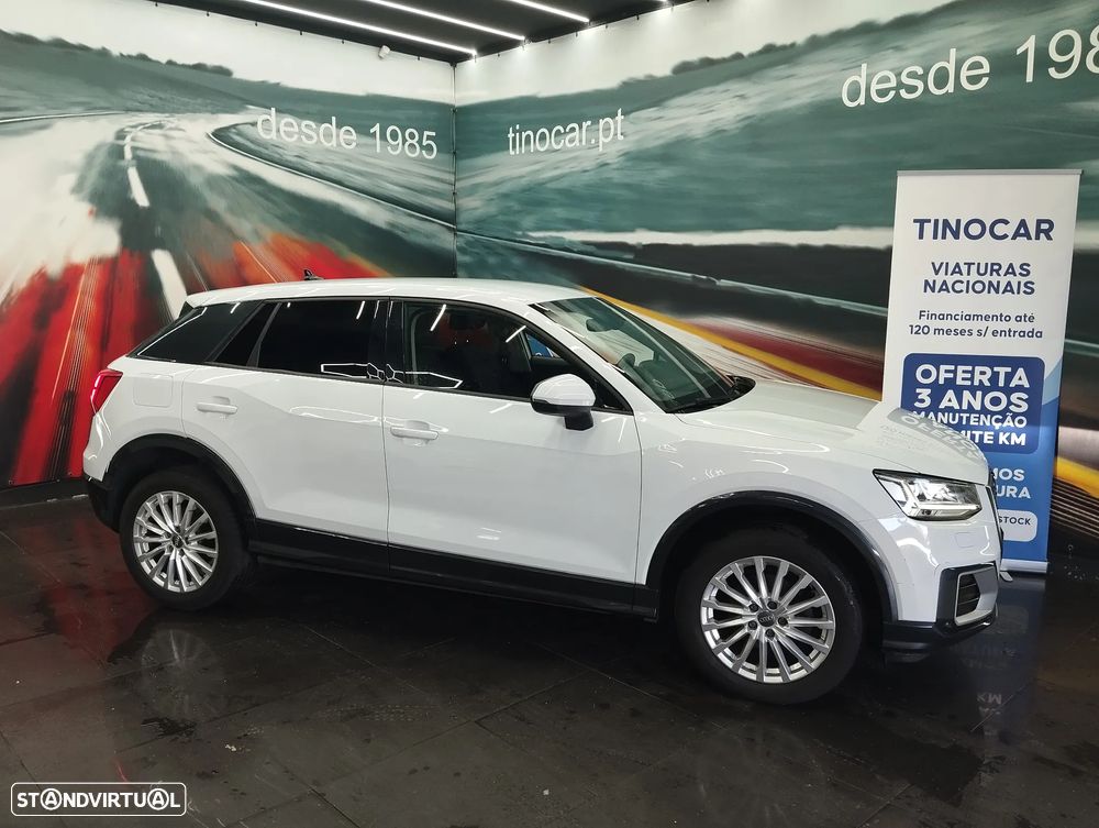 Audi Q2 30 TDI Design S tronic - 4