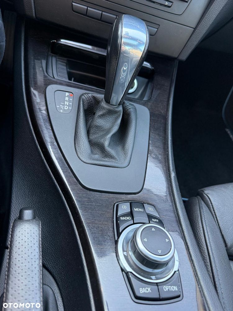 BMW Seria 3 335i xDrive M Sport Edition - 18