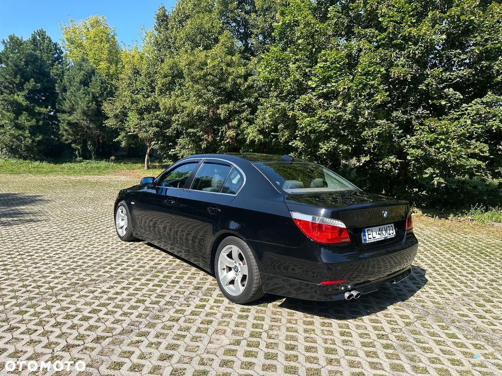 BMW Seria 5 525i - 6