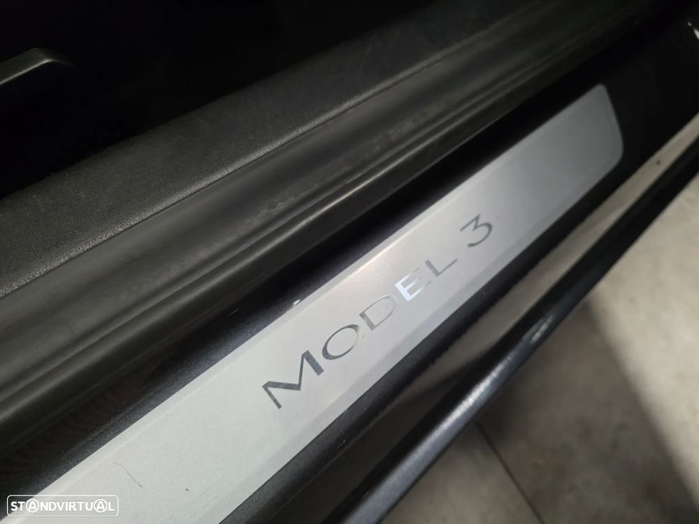 Tesla Model 3 AWD Dual Motor - 24