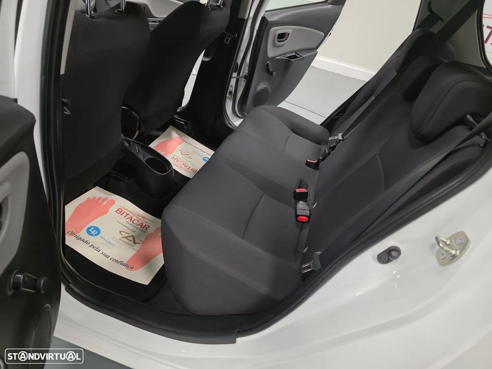 Toyota Yaris 1.4 D-4D ACtive+AC - 30