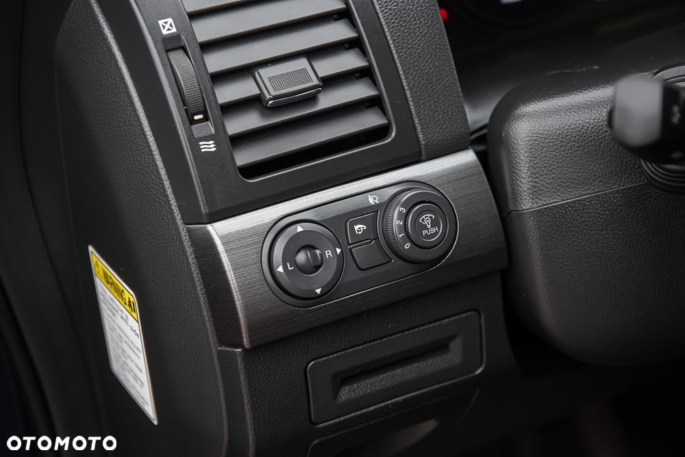 Chevrolet Captiva 2.4 2WD 7 Sitzer LS - 17