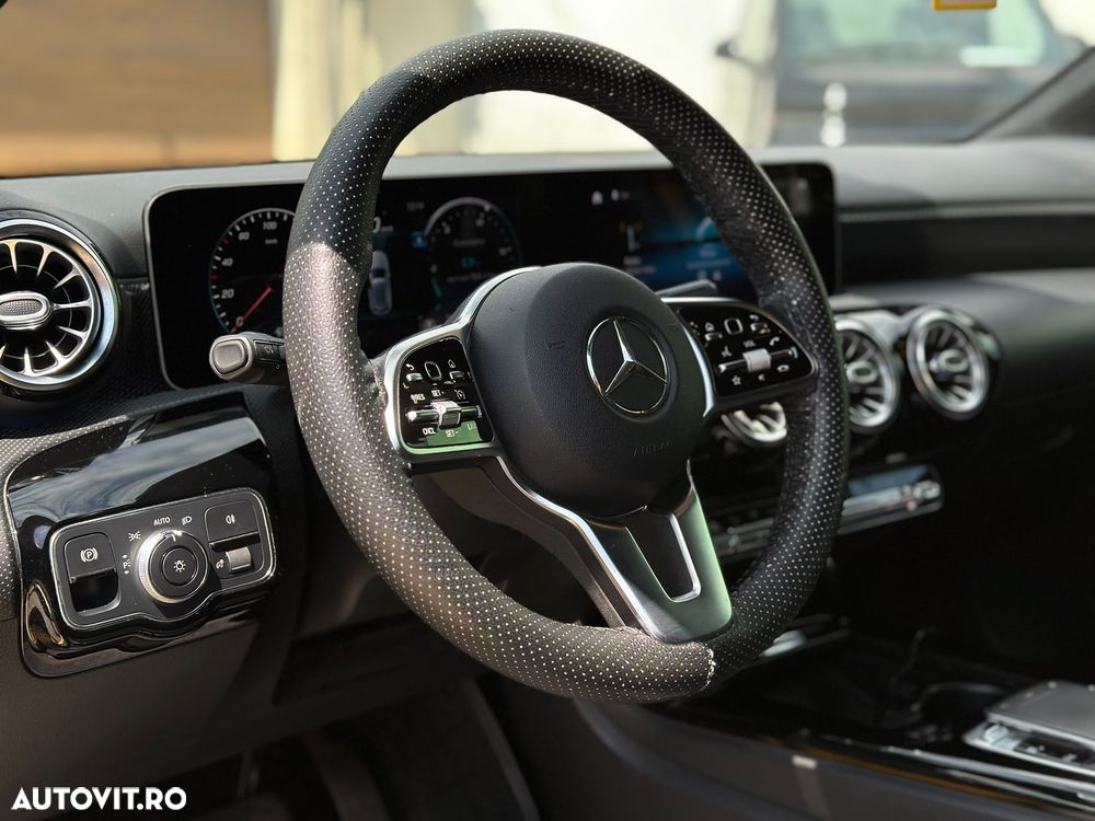 Mercedes-Benz A 200 7G-DCT Progressive - 19
