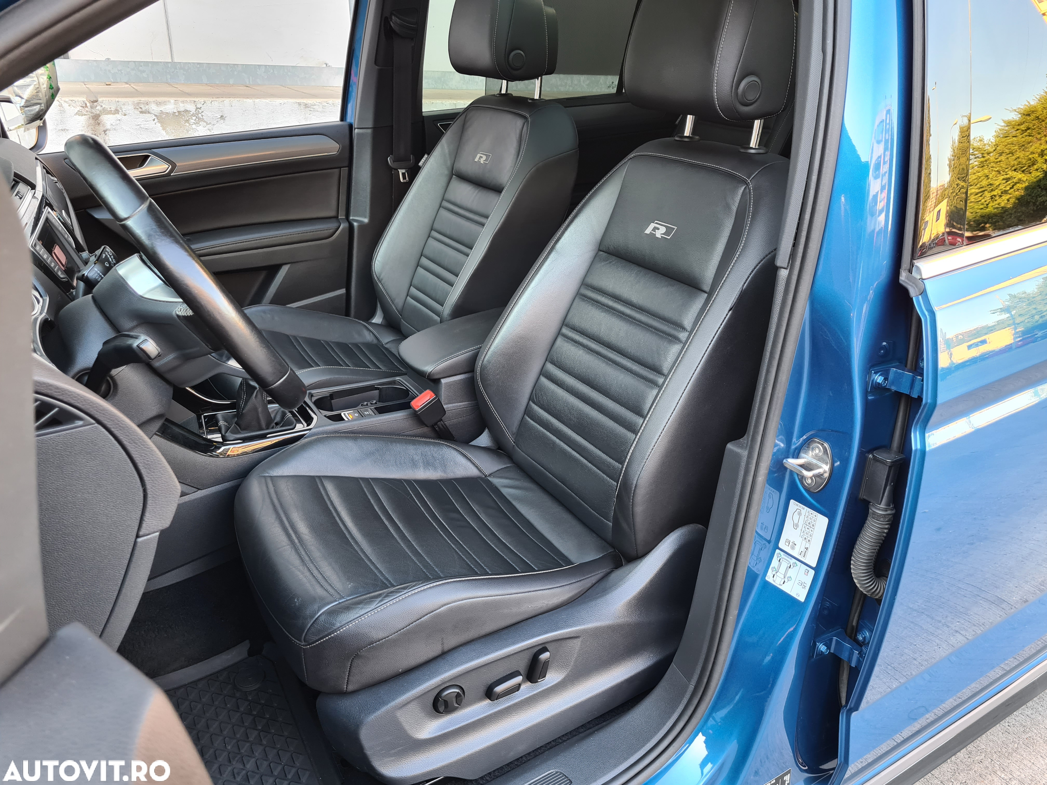 Volkswagen Touran - 5