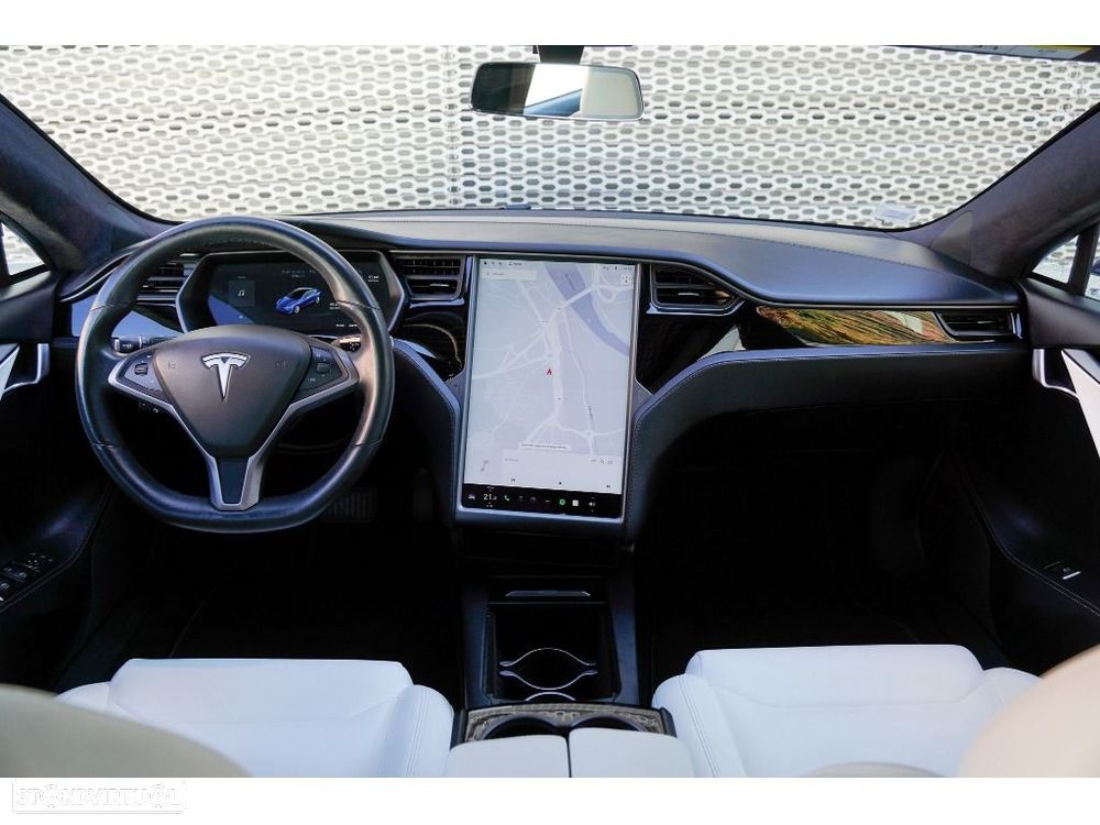 Tesla Model S 75D - 19