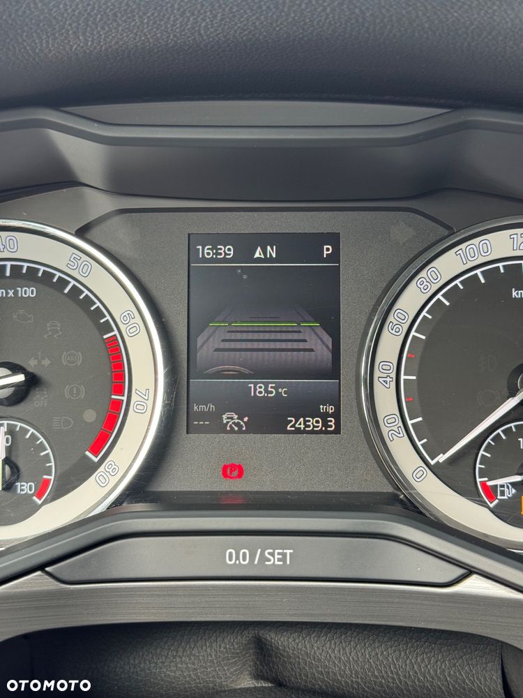 Skoda Superb 2.0 TSI Style DSG - 13