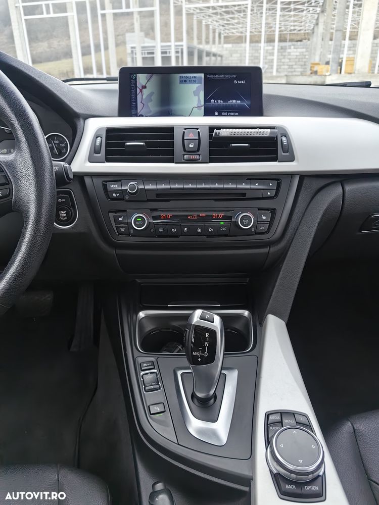BMW Seria 3 320d Touring xDrive Aut. Sport Line - 6
