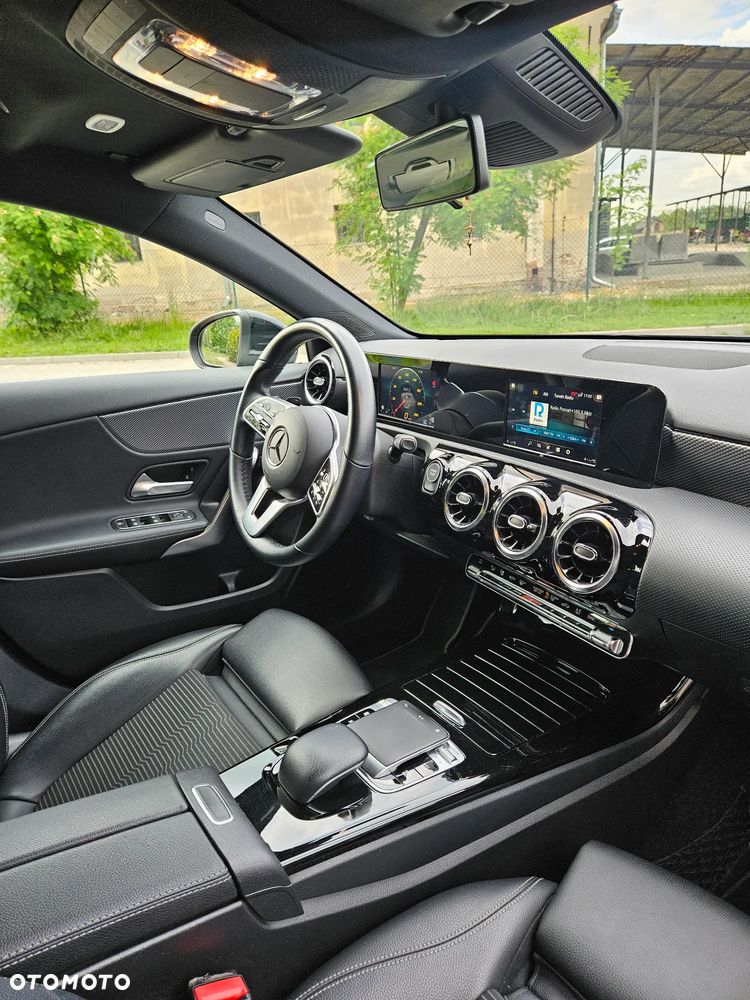 Mercedes-Benz Klasa A 180 Progressive 7G-DCT - 20