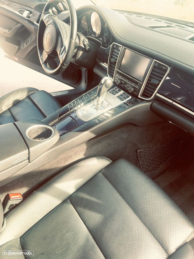 Porsche Panamera S E-Hybrid - 13