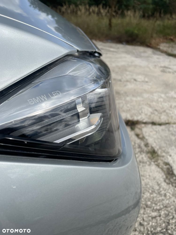 BMW Seria 3 328i xDrive Sport Line - 7
