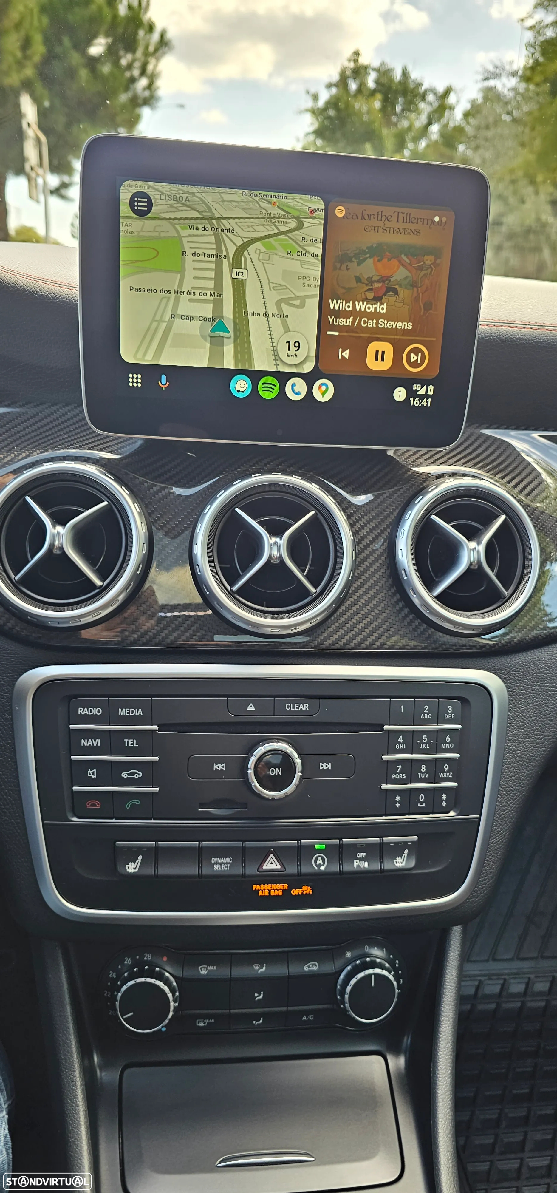 Mercedes-Benz GLA 220 CDi AMG Line - 11