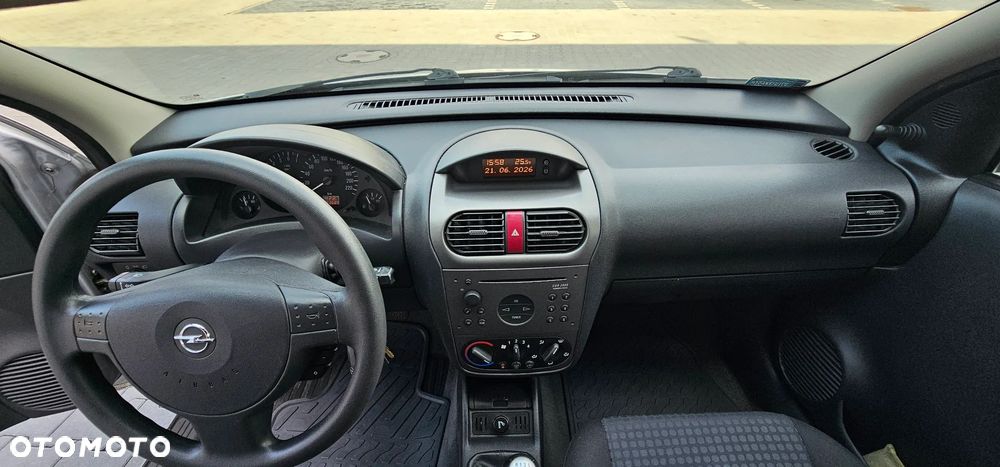 Opel Corsa - 16
