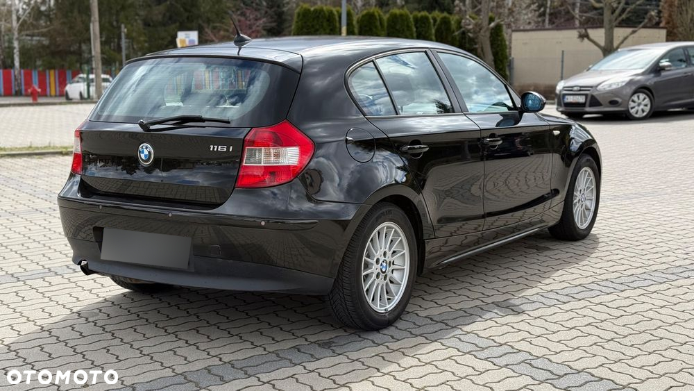 BMW Seria 1 116i - 5