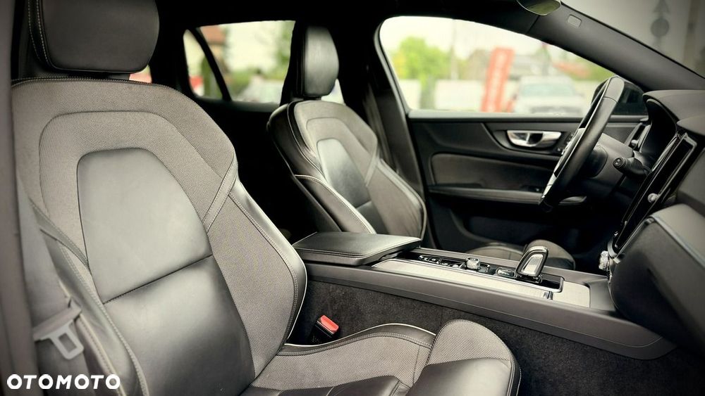 Volvo V60 - 35