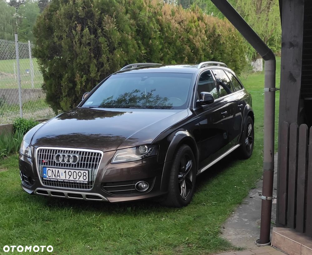 Audi A4 Allroad - 1