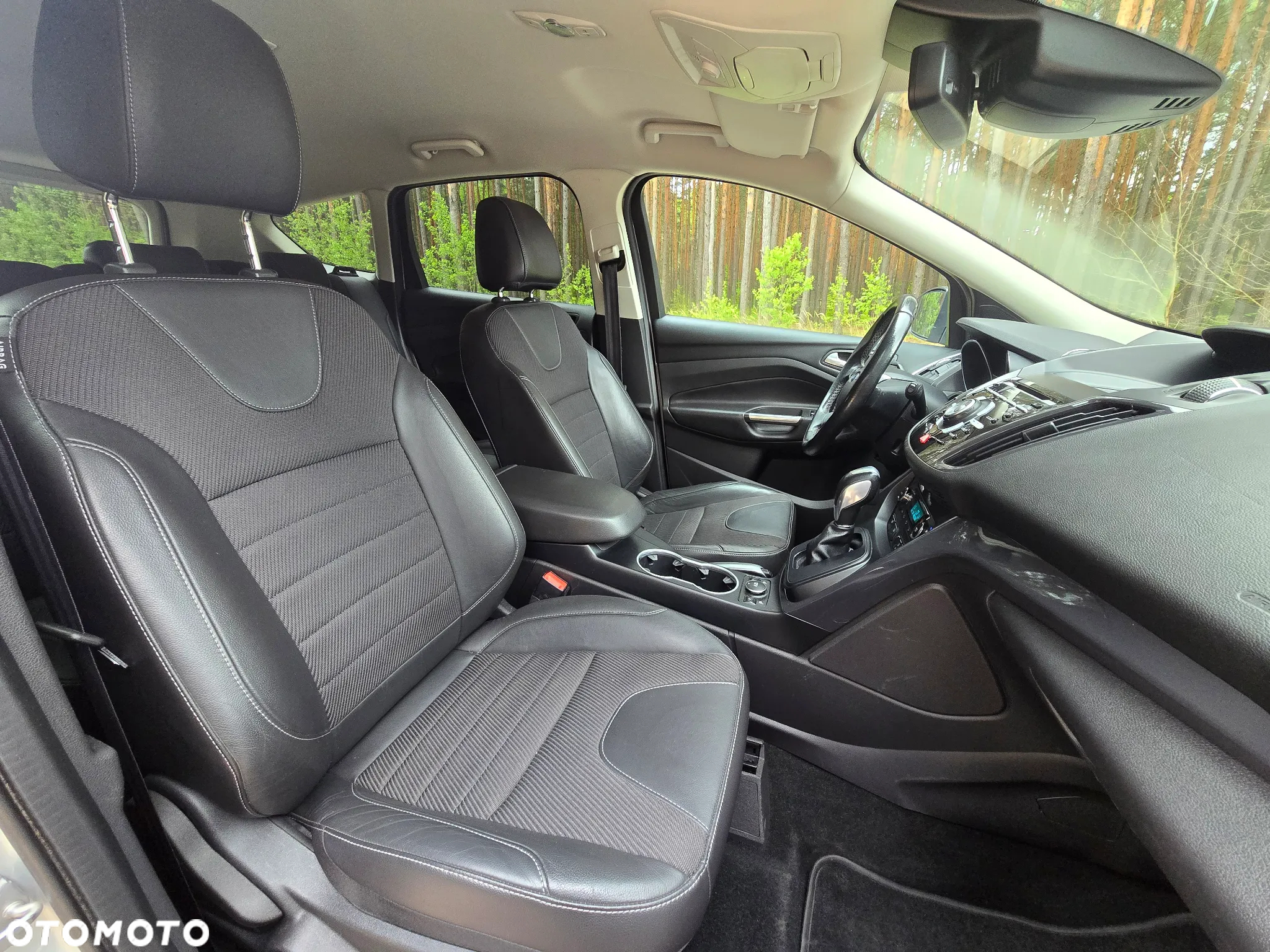 Ford Kuga 2.0 TDCi 4x4 Individual - 27