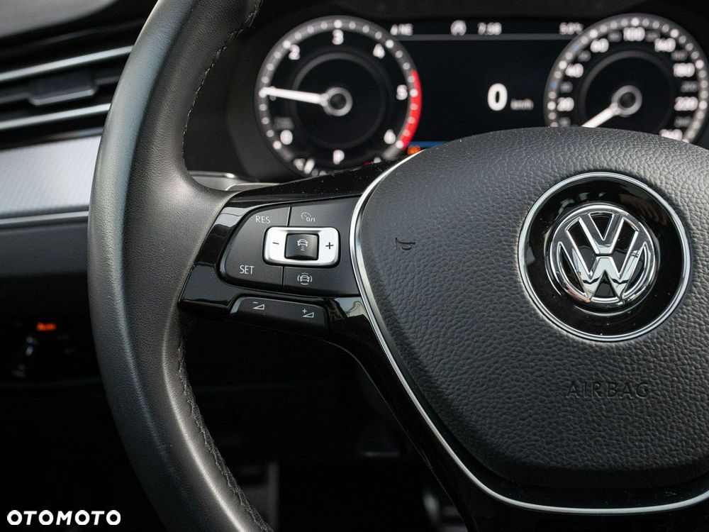 Volkswagen Passat Alltrack 2.0 TDI SCR 4Mot DSG7 - 16