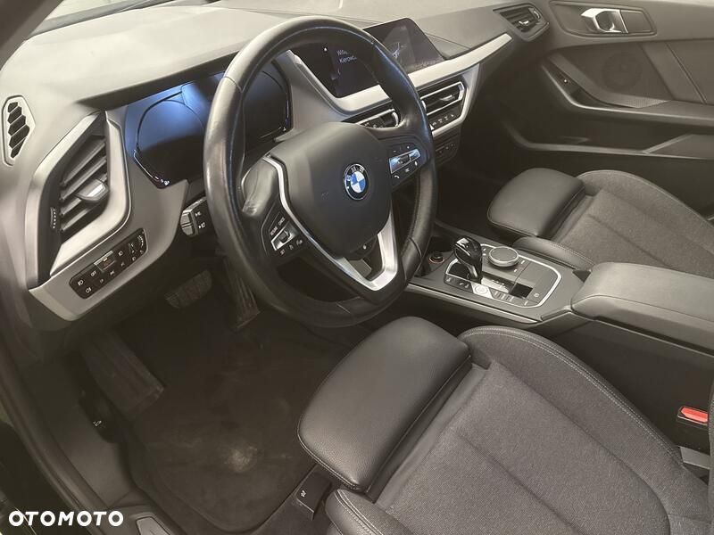 BMW Seria 1 118i - 10