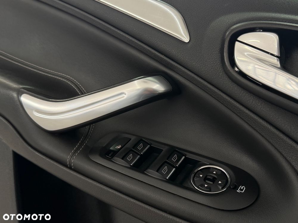 Ford S-Max 2.0 TDCi DPF Titanium X - 17