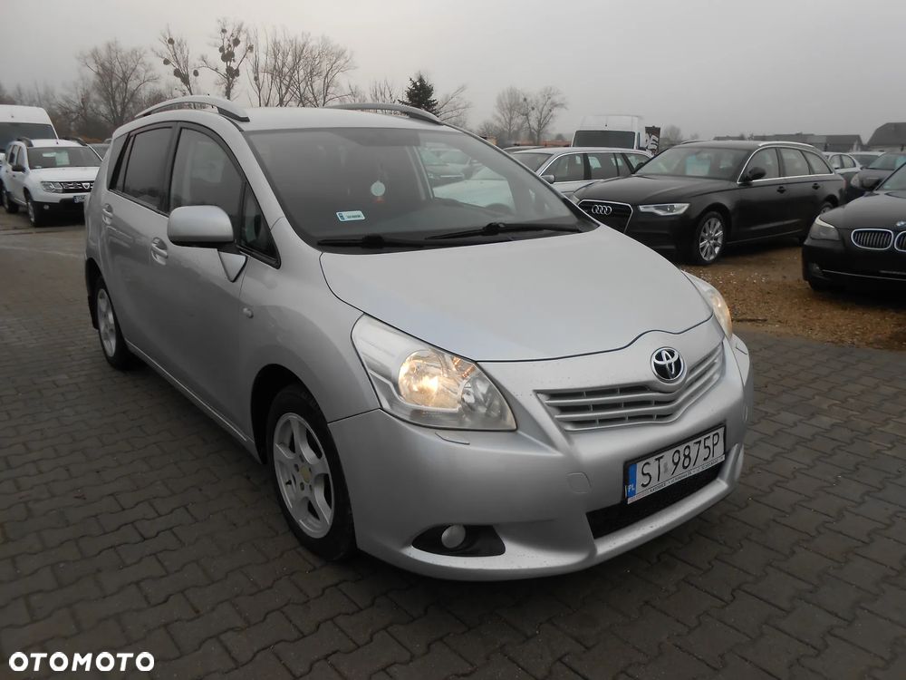 Toyota Verso 2.0 D-4D 2010 7os - 3