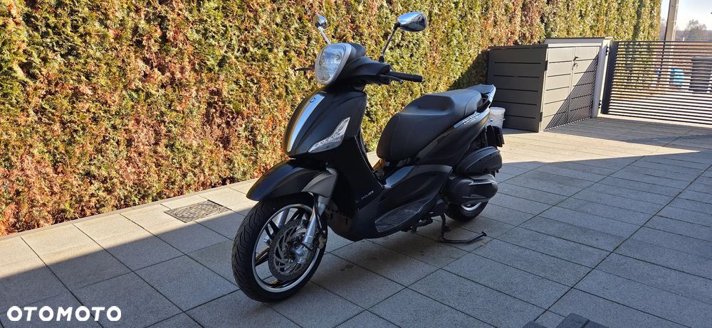 Piaggio Beverly - 1