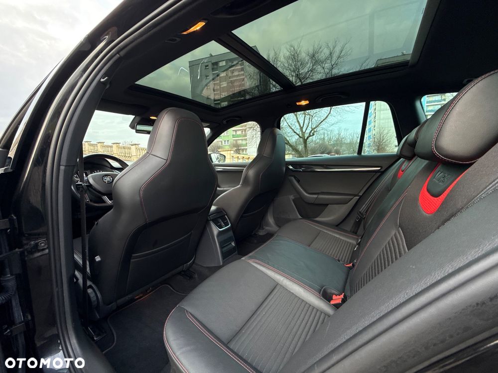 Skoda Octavia 2.0 TSI RS DSG - 7